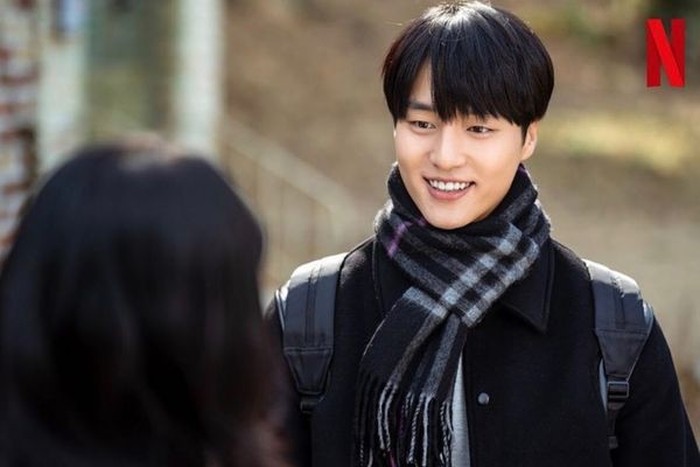 Debut aktingnya tahun 2016 sebagai cameo di drama Dr. Romantic. Tahun 2018, ia mendapatkan peran utama dalam drama Still 17 yang membawanya menerima banyak pujian dan penghargaan sebagai seorang aktor./ foto: instagram.com/netflix.kr