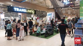 Murah Meriah, Dining Set di Transmart Full Day Sale Rp900 Ribuan Aja