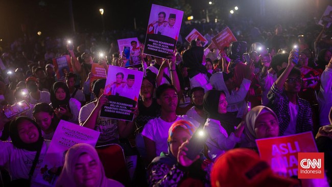 Ratusan relawan pendukung Jokowi, Prabowo dan Gibran berencana menggelar tasyakuran dan doa bersama di Tugu Proklamasi, Jakarta, besok, Jumat (18/10) malam.