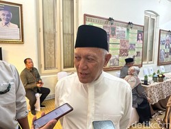 Ketua PBNU Ungkap Apa yang Dibahas Jokowi Bersama Kiai Sepuh NU di Surabaya