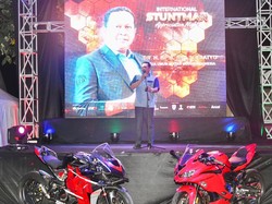 Bamsoet Terima Penghargaan Automotive Lifetime Achievement