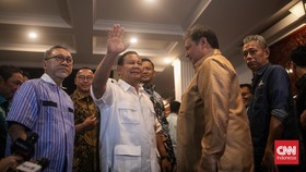 FOTO: Prabowo Deklarasikan Gibran Jadi Cawapres