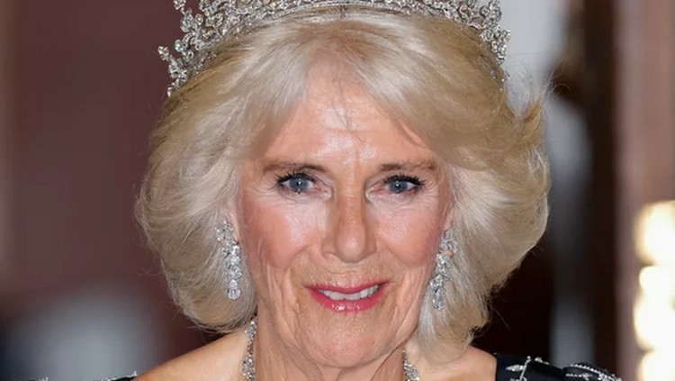 Ratu Camilla Ratu Camilla