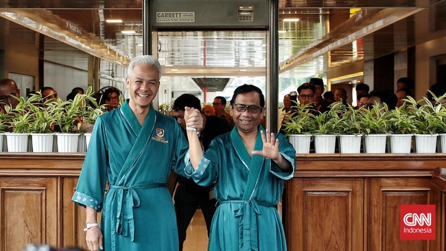 Kepala RSPAD Gatot Subroto, Albertus Budi Sulistya menyebut seluruh aspek pemeriksaan yang dilakukan terhadap paslon bacapres dan bacawapres Pilpres 2024 sama.