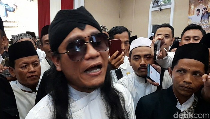 Ulama kondang asal Jogja, Miftah Maulana Habiburrahman atau Gus Miftah usai deklarasi 1000 Kiai Kampung di Brebes, Minggu (22/10/2023)