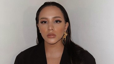 img-title Reaksi para Rekan Artis Usai Angel Pieters Lahirkan Anak Pertama