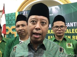 Rommy PPP Sebut Amran Didukung Maju Ketum: Pak Jokowi Tahu Totalitasnya