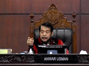 Isi Garasi Hakim Anwar yang Dicopot dari Ketua MK, Semua Kendaraan Tua
