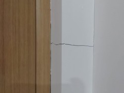 Retak Rambut Tak Boleh Dianggap Sepele, Ini Penyebab dan Cara Atasinya