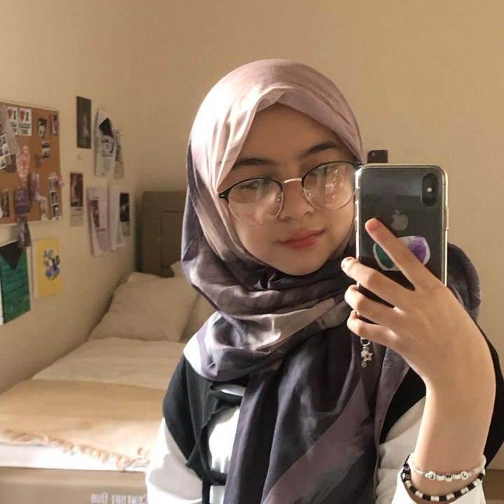 <p>Melalui media sosial pribadi, Sienna juga kerap membagikan potret OOTD-nya nih. Kita doakan, semoga Sienna tumbuh menjadi anak yang selalu membanggakan orang tuanya ya, Bunda. (Foto: Instagram @siennakasyafani)</p>