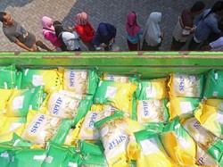 Pemerintah Sebar 1 Juta Ton Beras Operasi Pasar demi Tekan Harga
