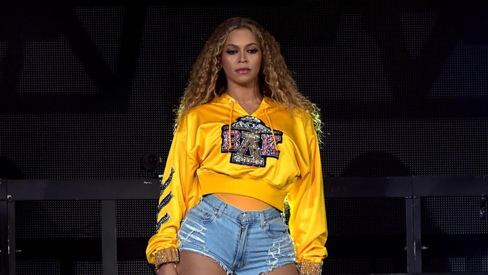 INDIO, CA - APRIL 14:  Beyonce Knowles performs onstage during 2018 Coachella Valley Music And Arts Festival Weekend 1 at the Empire Polo Field on April 14, 2018 in Indio, California.  (Photo by Kevin Winter/Getty Images for Coachella)