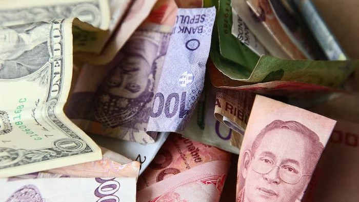 Rupiah Melemah, Milenial dan Gen Z Tetap Bisa Untung dengan 5 Cara Ini