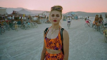 Frances Bean Putri Tunggal Kurt Cobain Telah Resmi Menikah Lagi