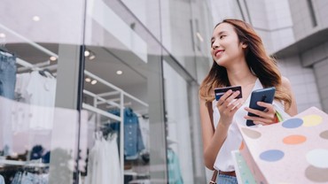 Mengenal Retail Therapy, Perasaan Bahagia saat Belanja