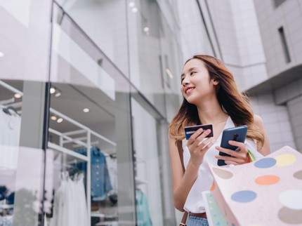 Mengenal Retail Therapy, Perasaan Bahagia saat Belanja