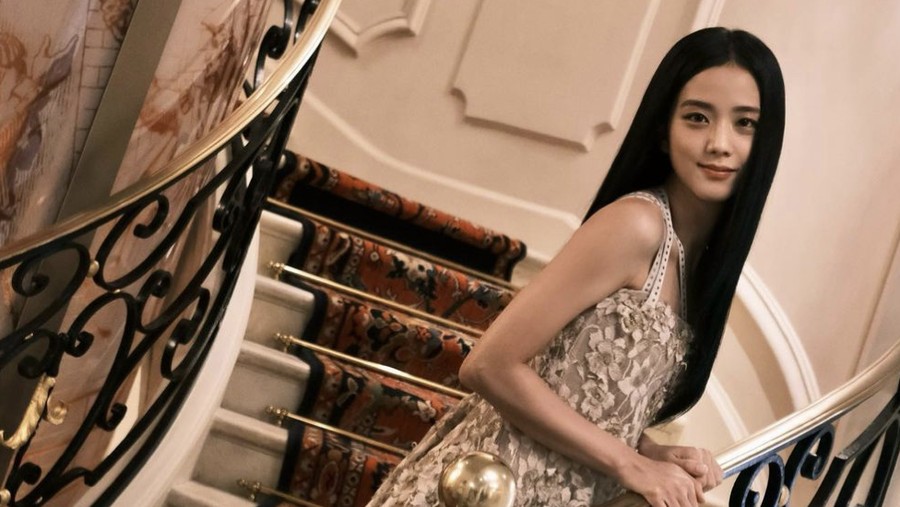 Jisoo 'BLACKPINK' Makan Enak di Paris hingga Los Angeles, Intip Momennya! Jisoo 'BLACKPINK' Makan Enak di Paris hingga Los Angeles, Intip Momennya!