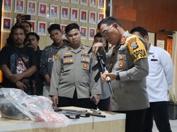 Terbongkarnya Rumah Produksi Senpi Ilegal di Manokwari