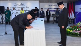 Menkominfo Lantik Danny Januar Jadi Direktur Infrastruktur BLU BAKTI