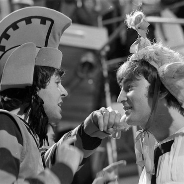 Kenangan Paul McCartney Soal Momen Berdamai dengan John Lennon