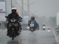 Peringatan Dini Cuaca Ekstrem BMKG Makassar: Mariso-Tamalanrea Hujan Lebat Sore Ini
