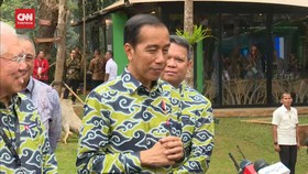 VIDEO: Jokowi Umumkan Reshuffle Pekan Ini. Demokrat Masuk Kabinet?