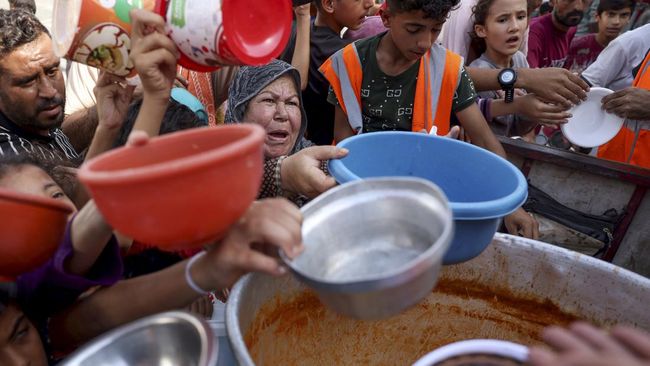 UN Warns of Critical Food Shortage in Gaza Strip