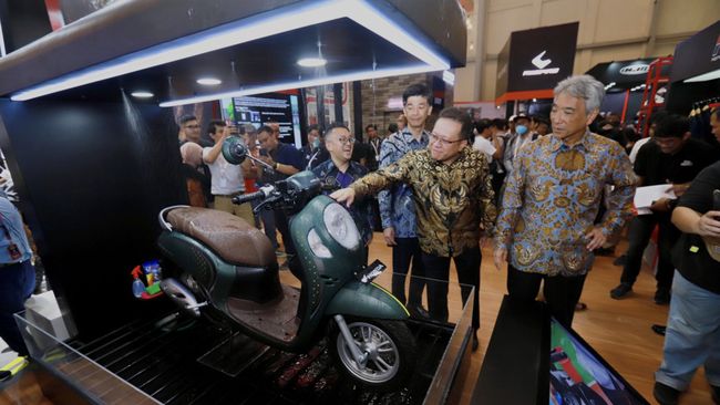 Honda Buka Suara Pasar Sepeda Motor Ambles