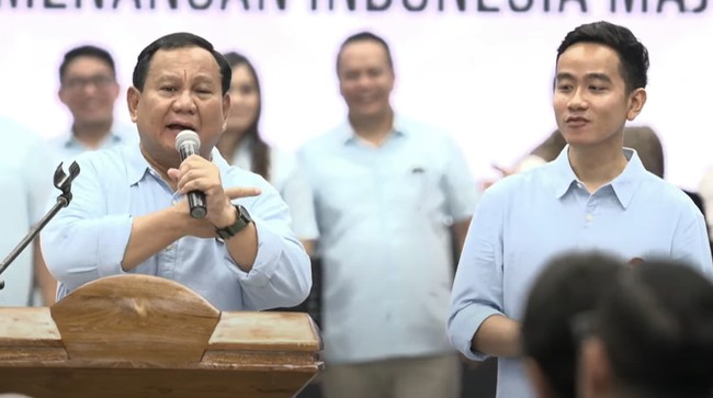 Prabowo bertanya kepada para pendukungnya soal kualitas Gibran yang ia pilih sebagai cawapres untuk Pilpres 2024.