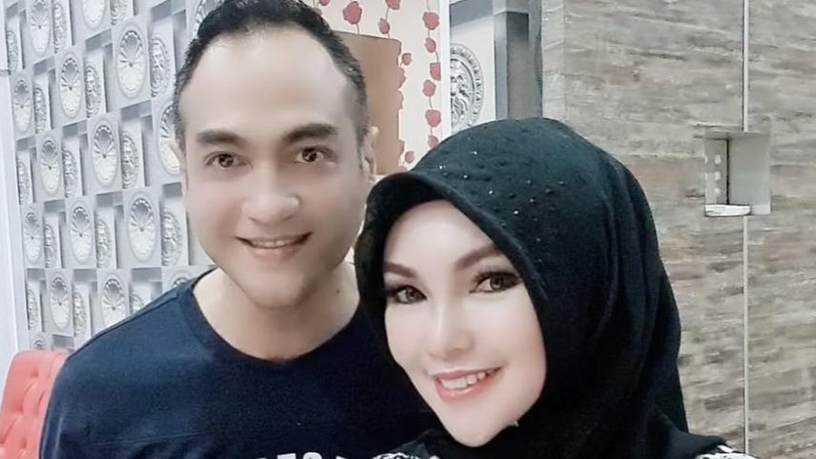 ferry irawan dan teman dekatnya.