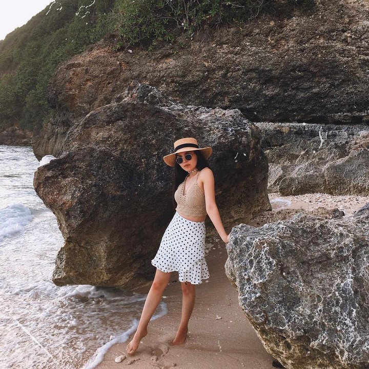 <p>Di tengah kesibukan barunya, Olivia juga kerap menghabiskan waktu berlibur. Ia sering membagikan potret liburan di dalam dan luar negeri. (Foto: Instagram @oliviajensen)</p>