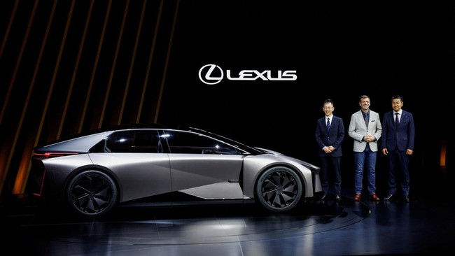 FOTO: Parade Mobil Konsep di Japan Mobility Show 2023