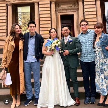 7 Potret Luna Maya Hadiri Pernikahan Adik Maxime, Disambut Baik Keluarga Kekasih
