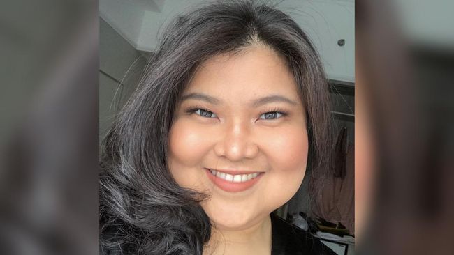Shena Malsiana, eks kontestan X Factor Indonesia musim pertama, meninggal dunia pada Rabu (25/10).