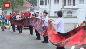 VIDEO: Kain Ulos 1 Kilometer Bakal Dibentangkan di Monas 30 Oktober