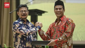 VIDEO: Amran Sulaiman Ditunjuk Jokowi Jadi Mentan Lagi