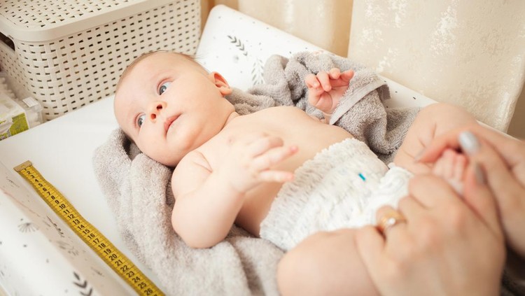 Tinggi bayi Mengukur panjang atau tinggi bayi