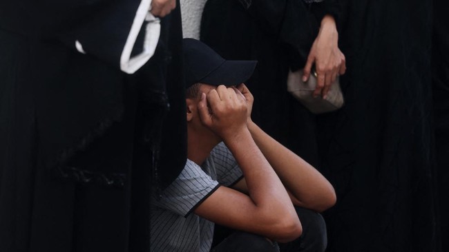 Pekerja Palestina di Israel mengaku disiksa dengan tongkat hingga kursi listrik usai Hamas menyerang Israel pada 7 Oktober lalu.
