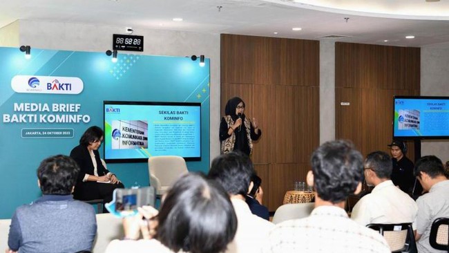 BAKTI Kominfo menargetkan realisasi konektivitas digital di semua desa pada 2025 dengan penuntasan pembanguanan BTS 4G.