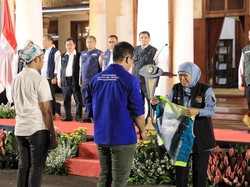 Penuhi Kebutuhan Yankes di Pulau Kangean, Gubernur Jatim Kirim 91 Nakes
