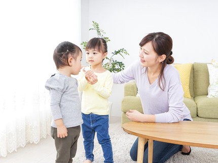 7 Perbedaan Babysitter dan Nanny Serta Tips Memilihnya yang Tepat untuk Anak
