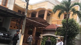Rumah Firli di Bekasi Disebut Terhubung dengan Ruko Pijat Refleksi