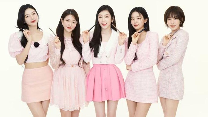 Wajib Coba, Ini Rekomendasi Warna Azarine Velvety Lippie Cream dari Member Red Velvet!