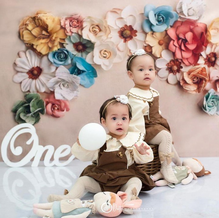 <p>Anisa dan Dito pun merayakan ulang tahun anak kembarnya secara sederhana. Keduanya membuat sesi photoshoot untuk Alsha dan Alma dengan menggunakan kostum princess. (Foto: Instagram: @anisarahma_12)</p>
