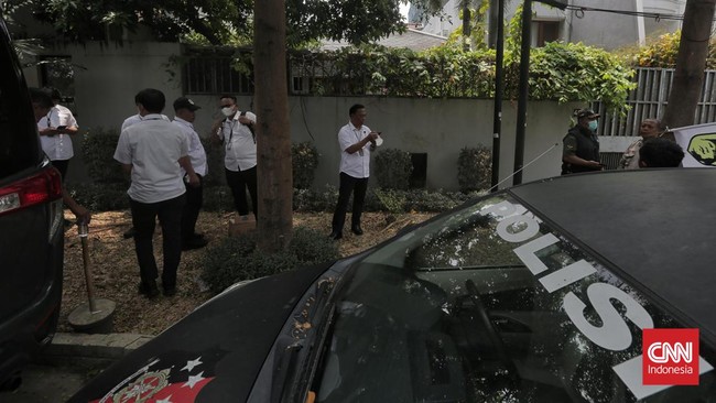 Temuan-temuan baru terungkap dalam proses penyidikan, satu di antaranya perihal rumah di Kertanegara Jaksel yang disewa Firli dengan perantara bos Alexis.