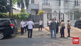 Polisi Geledah Rumah Firli Bahuri di Kertanegara