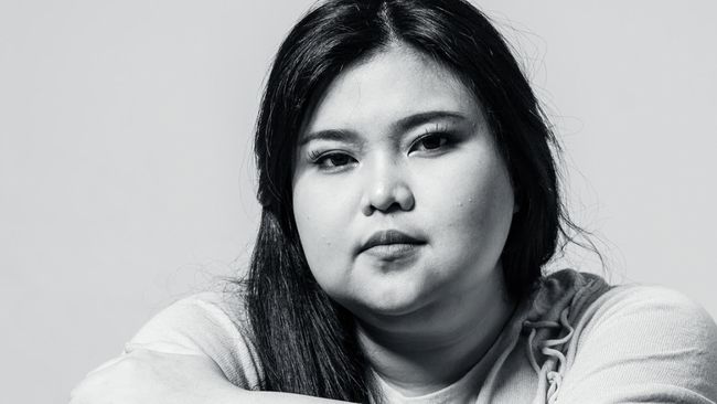 Solois Shena Malsiana meninggal dunia pada Rabu (25/10). Mantan kontestan X Factor Indonesia musim pertama itu meninggal dunia di usia 32 tahun.
