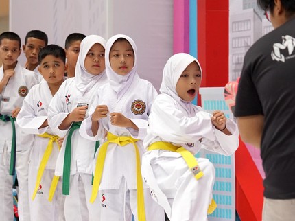 7 Atraksi Taekwondo MoonSoul Sukatani 3 Ramaikan LazMall Daily Bundafest Day 1