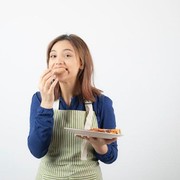 5 Cara Makan yang Bisa Membantu Kamu Turunkan Berat Badan, Pasti Mudah Dilakukan Kok!