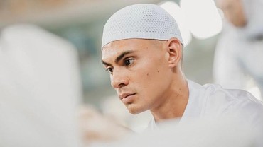 Ternyata Christian Rontini Mualaf Ditemani Cristian Gonzales